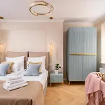 6 Toghether In One Offer Groups Families Parking Ac Wifi Jacuzzi Krasków