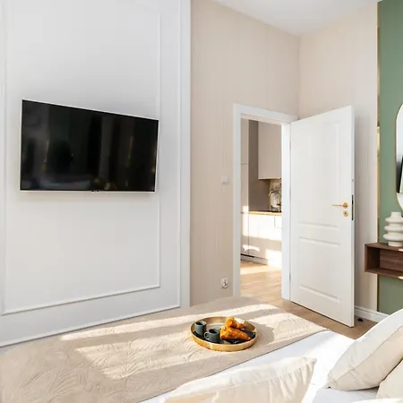 Lovely Toghether In One Offer Groups Families Parking Ac Wifi Jacuzzi Apartmán Krakov