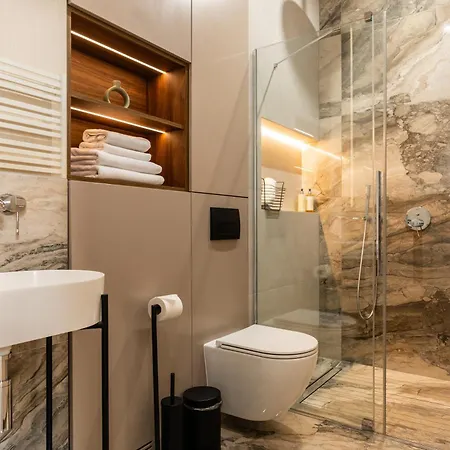 Lovely Toghether In One Offer Groups Families Parking Ac Wifi Jacuzzi Lejlighed *