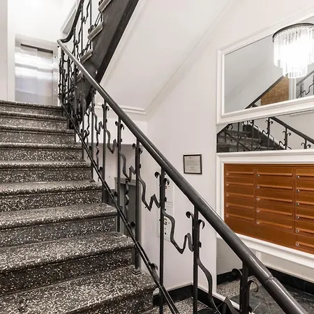 Lovely Toghether In One Offer Groups Families Parking Ac Wifi Jacuzzi Kraków