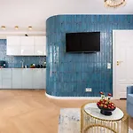 6 Toghether In One Offer Groups Families Parking Ac Wifi Jacuzzi *