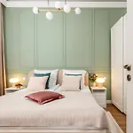 Apartment 6 Toghether In One Offer Groups Families Parking Ac Wifi Jacuzzi Krakau